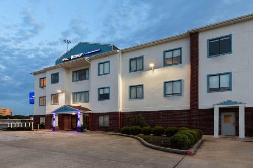 Baymont by Wyndham Houston Brookhollow