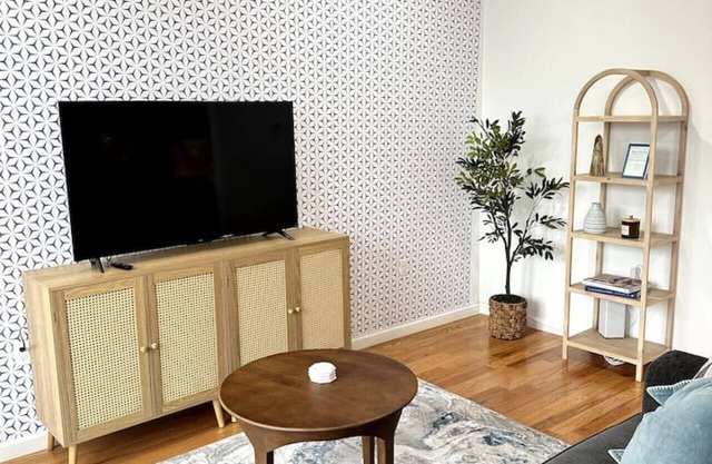 Bayonne Charm: Snug Urban Oasis
