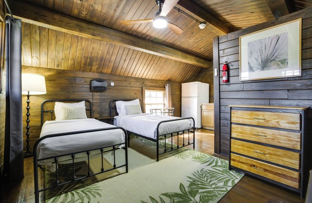Bayou Retreat w/Screened Porch Near NOLA!
