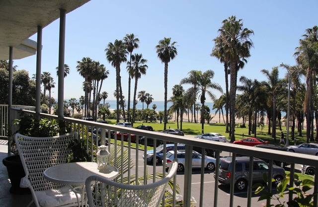 Bayside Hotel
