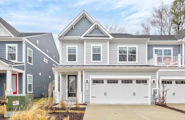 Bayside * W. Fenwick Is. *20117* 5BR, 4.5 Baths, 3 Suites, Luxury Twin-House