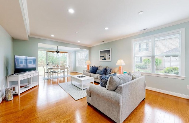 Bayville Shores - 35735 Coleman Ave