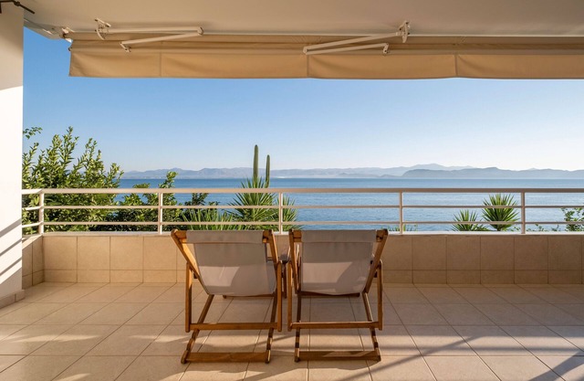 Beach Apartment | unique sea view balcony | near Nafplio, Mycenae, Epidaurus