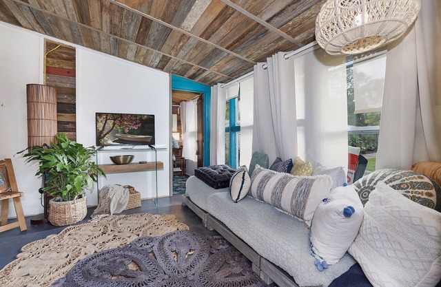 Beach Casita w/Treehouse. Cozy, Unique, hand-crafted. Pets Ok -10 min. - to Mayo