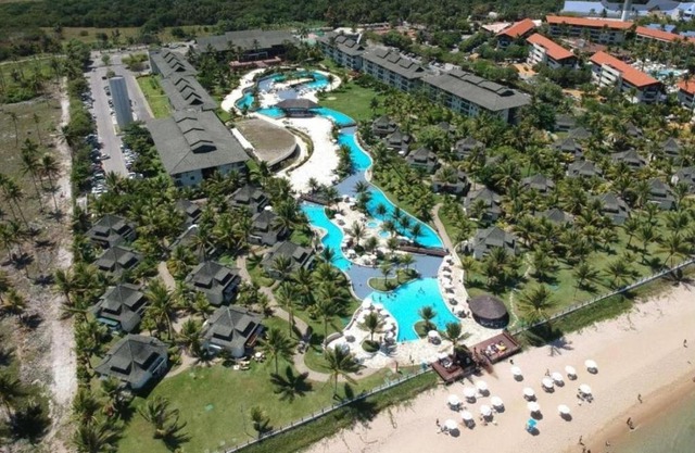 Beach Class Muro Alto 02 Quartos Premium