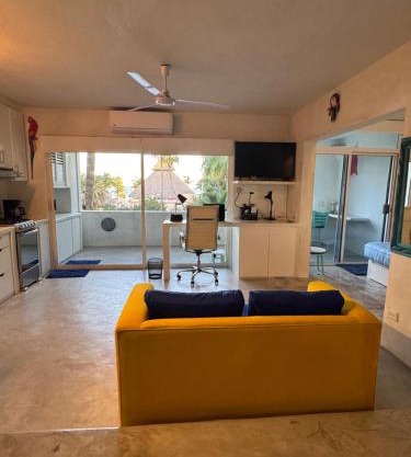 Beach front beautiful one bedroom Condo