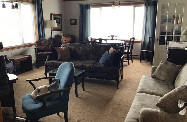 Beach Front Cottage, warmest waters north of the Carolinas