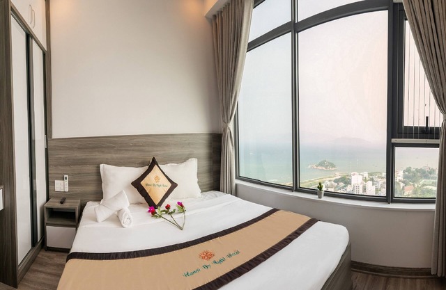 BEACH FRONT HOTEL - CONDOTEL 4 ★ NHA TRANG