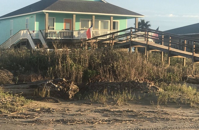 *Beach Front* Ramp & Private Walkover with 5 Bdrms *ADA wide doors*