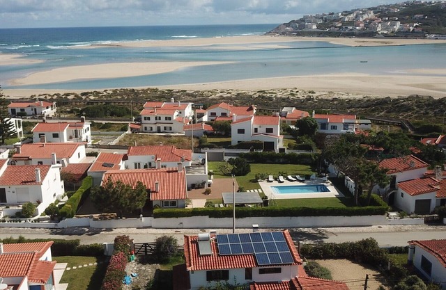 Beach House - Praia do Bom Sucesso