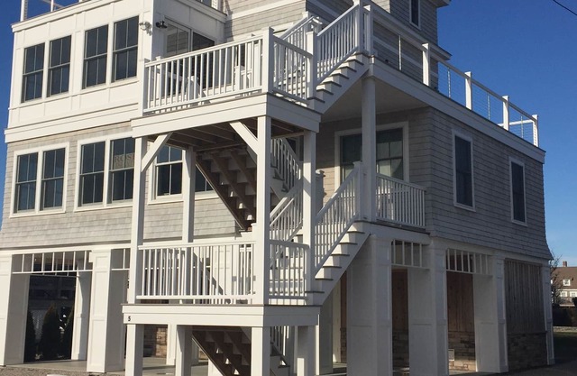 Beach House 500 ft from the beach!