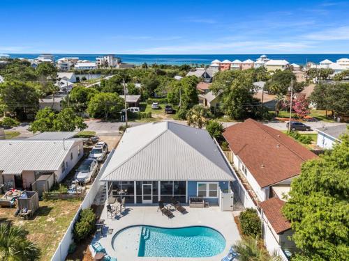 Beach House - Lazee Daze by Panhandle Getaways