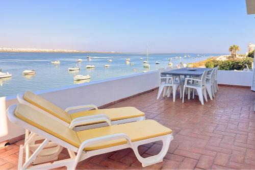 Beach House on Faro Island with a Dreamy Terrace and 7 Beds for the Perfect Escape