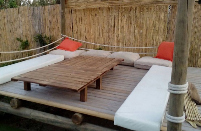 Beach house with large garden next to the beach of Valdevaqueros in Tarifa.