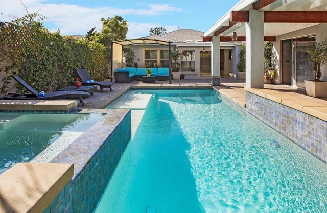 Beach Oasis - Heated Pool - Music Studio - Golf