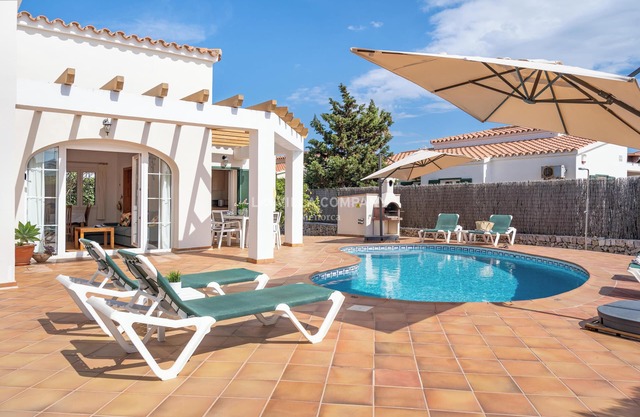 Beach Resort Villa with Private Pool and Air-conditioning