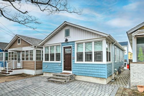 Beach Retreat with BBQ, Patio and Outdoor Shower!