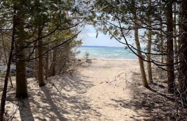 Beach/Ski Home in Harbor Springs