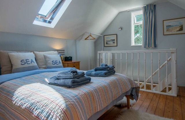Beach themed Annexe close to Chichester, West Wittering beach and Goodwood