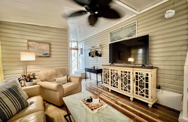 Beach Themed Cottage North Fort Myers