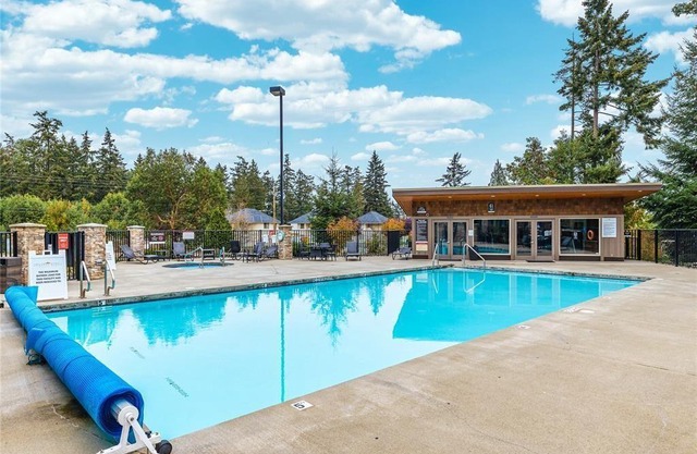 Beach townhouse in Parksville