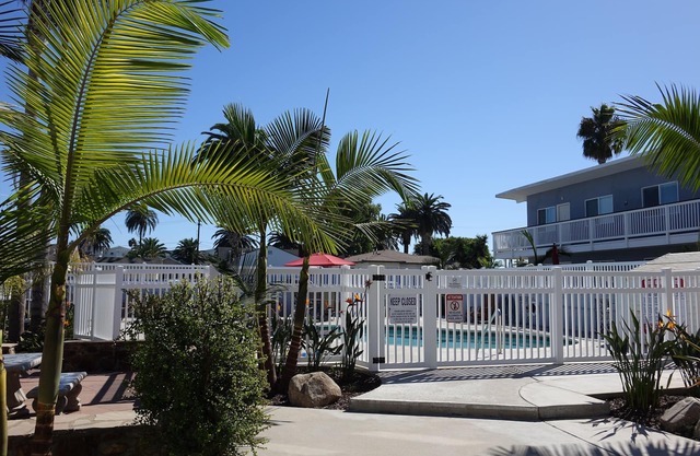 Beach Vacation Rental - Outstanding Location A