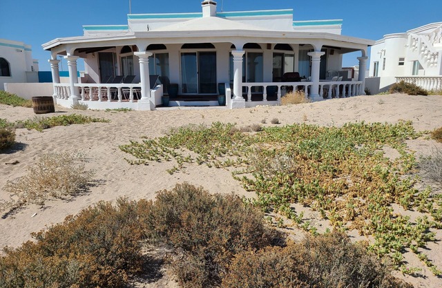 BEACHFRONT 2 BDRM 2 bath. Sleeps 6. PET Friendly & SECURE.