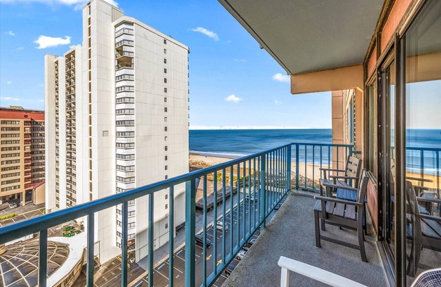 Beachfront,Beach/Bay Views,Steps to Beach,IndoorPool,Elevator,Gym,Sauna,Game Room,Tennis