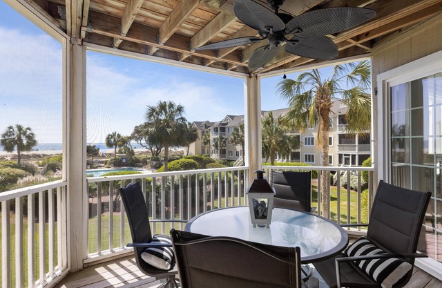 Beachfront Bliss – 1BR Condo with Ocean Views + Pool Access