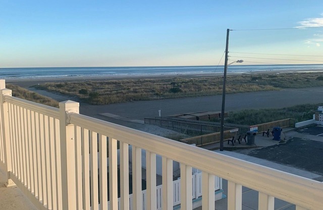 Beachfront condo with spectacular views - steps from the beach