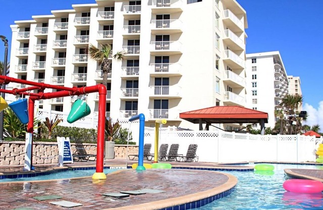 Beachfront Dream! Three Spacious Units Near Daytona Beach Pier, Pool, Golf