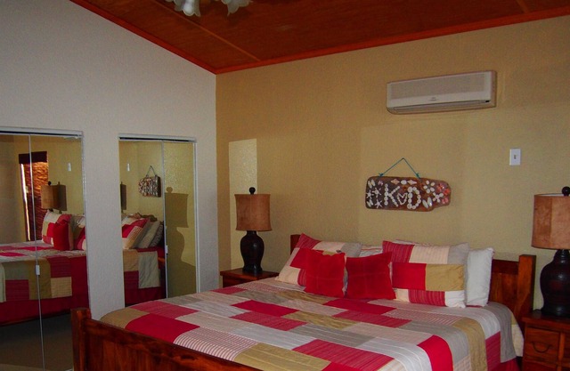 Beachfront family villa - includes outdoor deck and pool