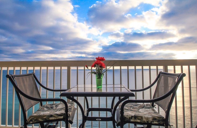 Beachfront - Private Parking - Free beach chair service - Pickleball Courts