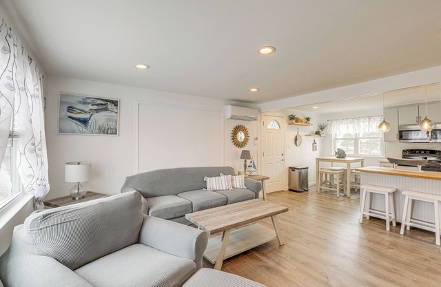Beachfront Salisbury Retreat w/Fire Pit & Grill