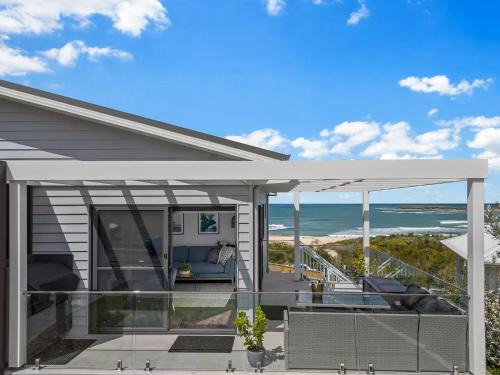 Beachfront Studio Surf Side