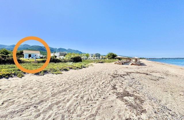 Beachfront Villa Stato Da Mar Romantic