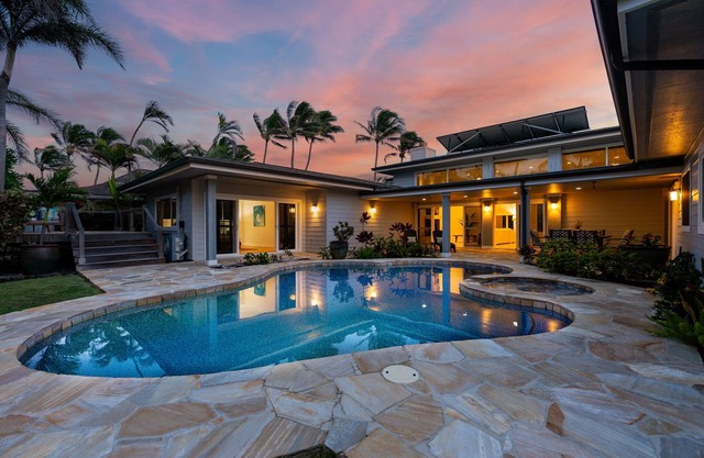 Beachside Kailua Beach House by Gather w/Pool & Gourmet Kitchen