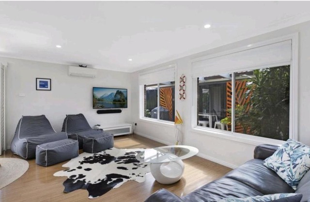 Beachside Villa Ettalong Beach