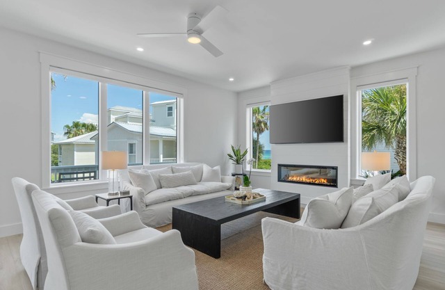Beachside with amazing Gulf views. 4 king suites. Private beach. Private pool.