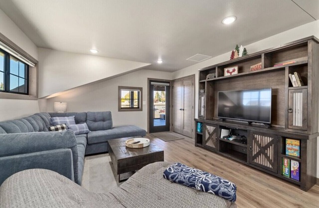 Beartooth Mountain Lodge