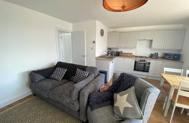 “Beau” Brambles Chine, Colwell Bay. Nr Yarmouth, The Hut restaurant. Ferry offer