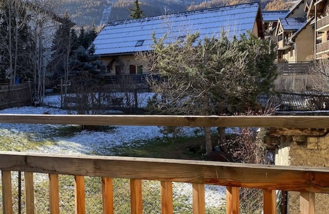 Beau Chalet de Montagne Serre Chevalier au Pied des Pistes