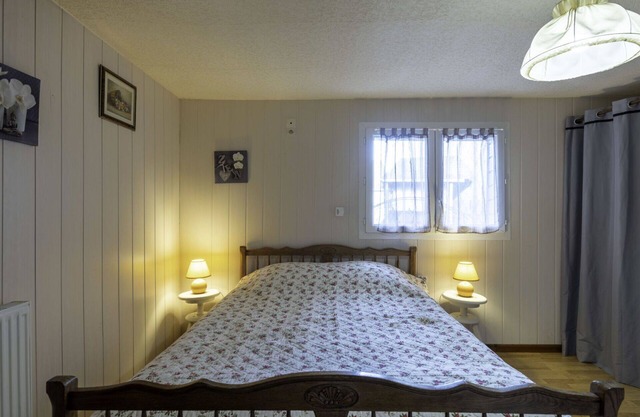Beautiful private villa for 5 guests with WIFI, TV, terrace, pets allowed and parking
