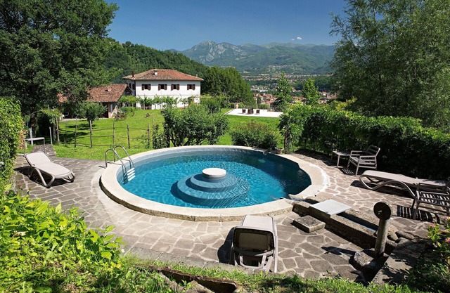 Beautiful private villa for 6 guests with private pool, WIFI, TV, patio and panoramic view