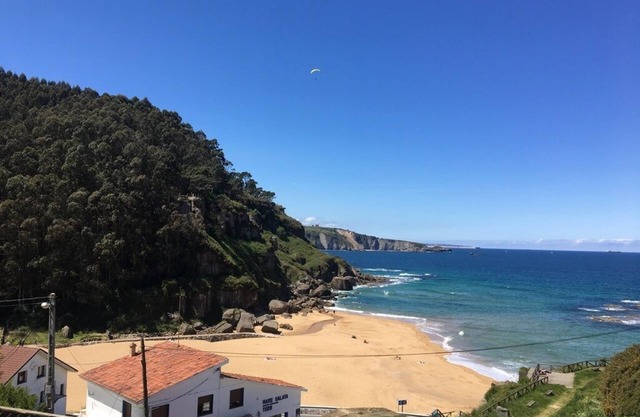 BEAUTIFUL COUNTRY HOUSE, CLOSE TO THE BEACH