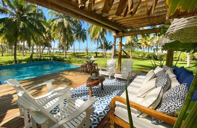 Beautiful Beachfront Mansion - ALA020 (1)