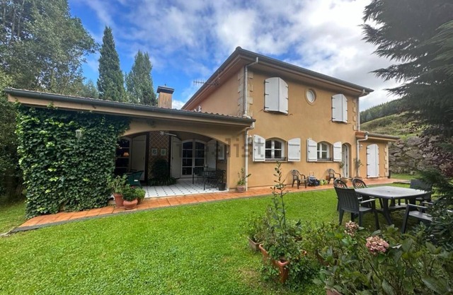 BEAUTIFUL HOUSE IN CANTABRIA NOJA