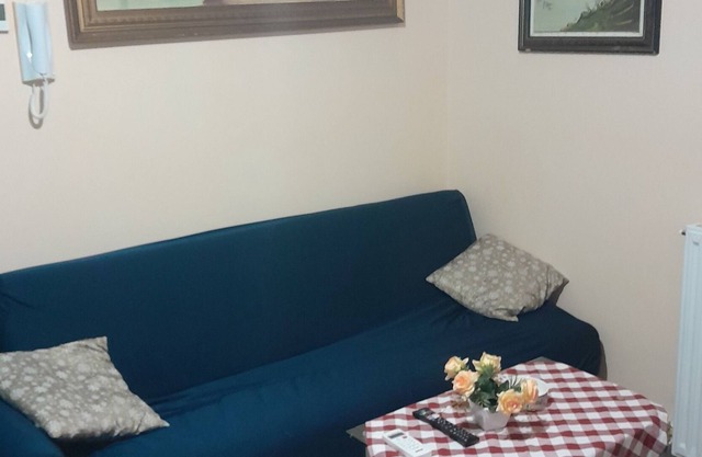 Beautiful 1-Bed Apartment in Roma