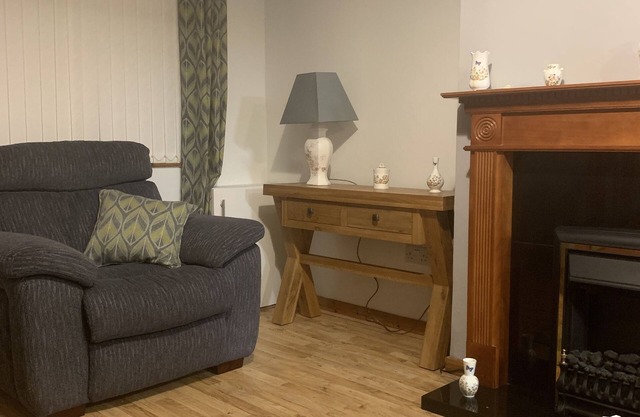 Beautiful 2-Bed House in Larne with free parking
