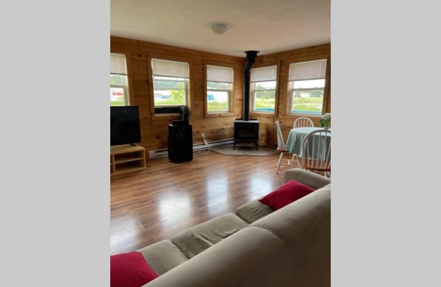 Beautiful 2 Bedroom Apartment in Shediac Bridge